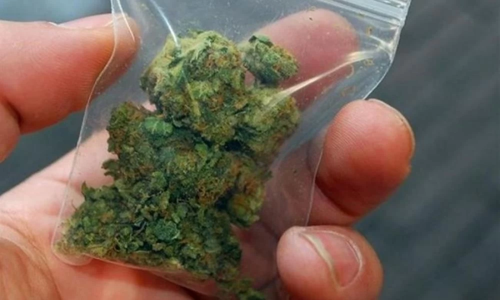 Συνελήφθη 45χρονος για κατοχή χασίς στο λιμάνι της Σύρου